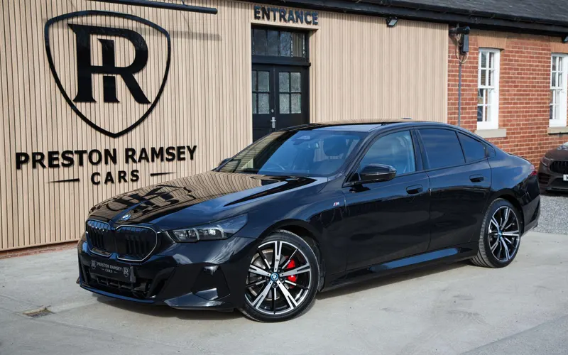 BMW 5 Series 2.0 530e 22.1kWh M Sport Pro Steptronic Euro 6 (s/s) 4dr