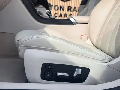 Photo 68
