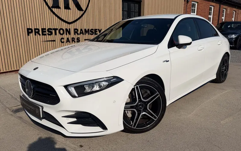 2019 Mercedes-Benz A Class 2.0 A35 AMG (Executive) SpdS DCT 4MATIC Euro 6 (s/s) 4dr
