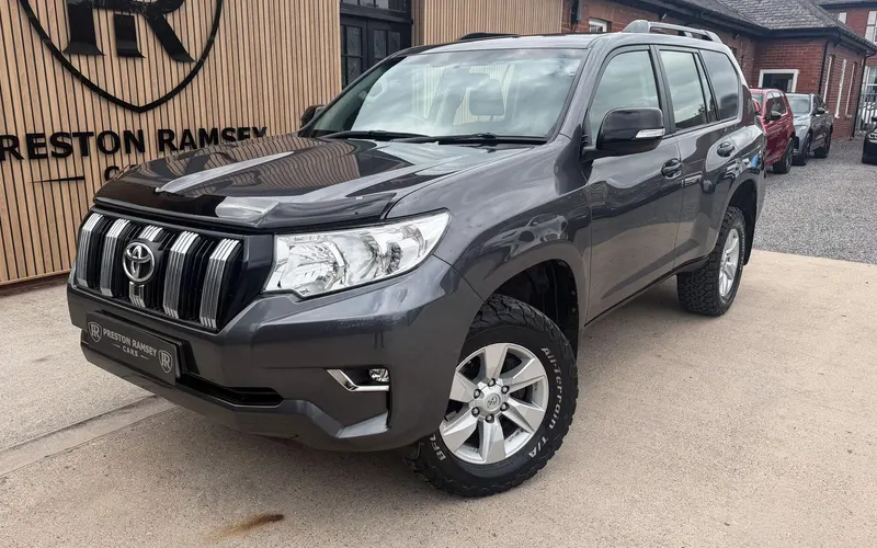 2021 Toyota Land Cruiser 2.8D Utility 4WD LWB Euro 6 (s/s) 5dr Plus VAT