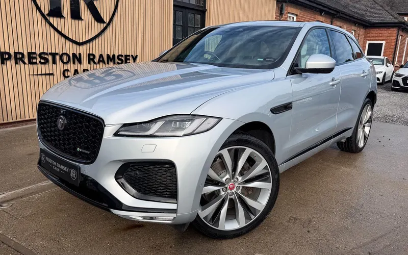 2021 Jaguar F-PACE 3.0 D300 MHEV R-Dynamic SE Auto AWD Euro 6 (s/s) 5dr